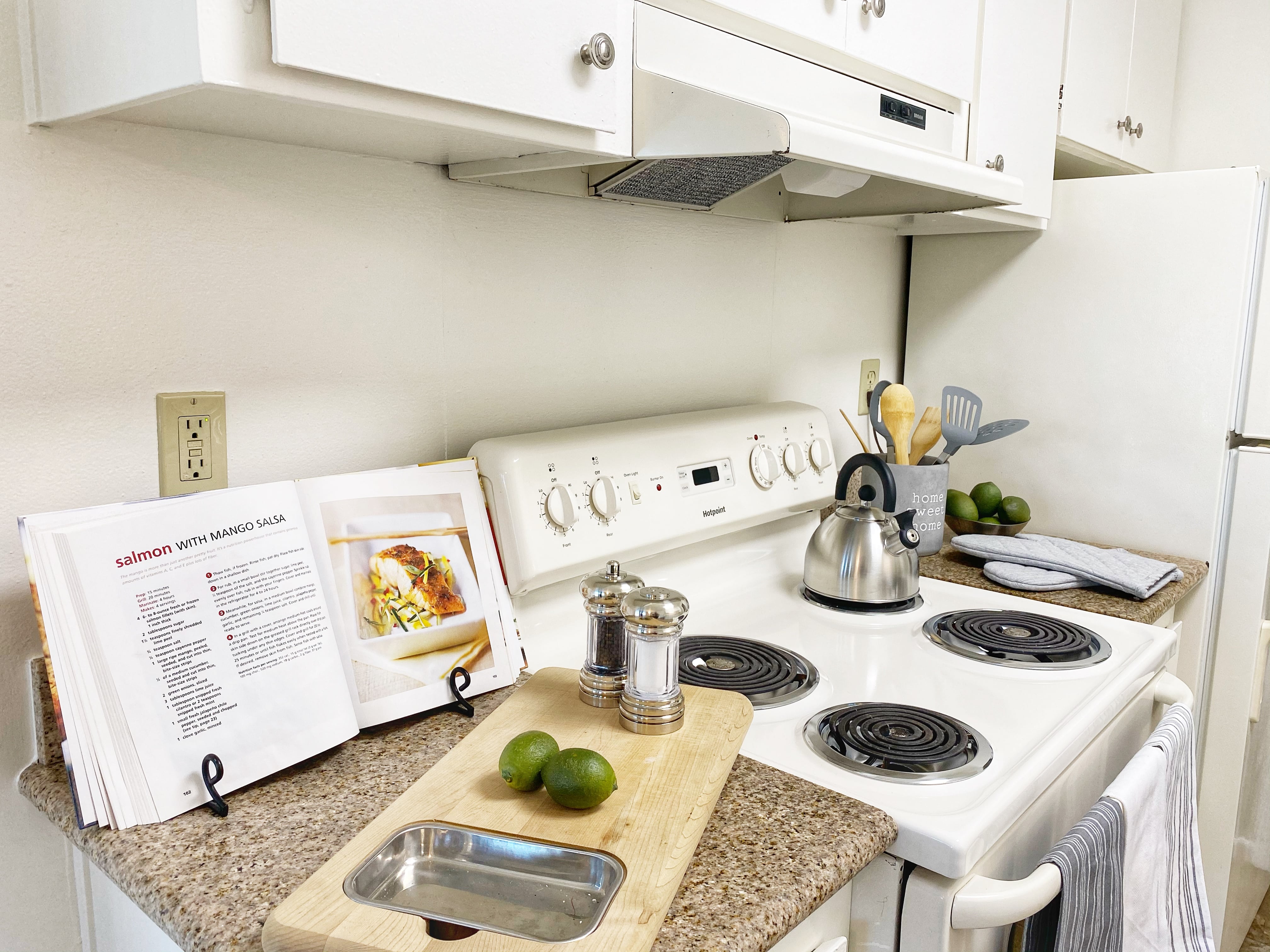 kitchen counter and range